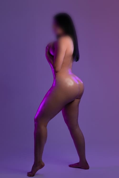 Escort Danna Col - 888 Companions