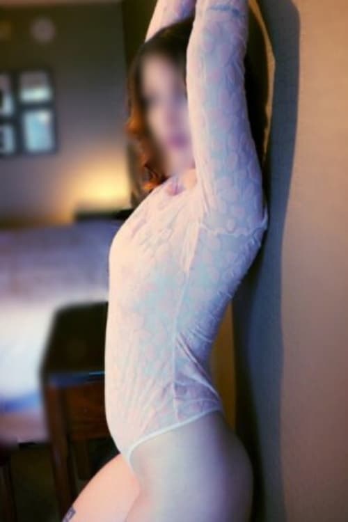 Escort Corrine Marie - 888 Companions