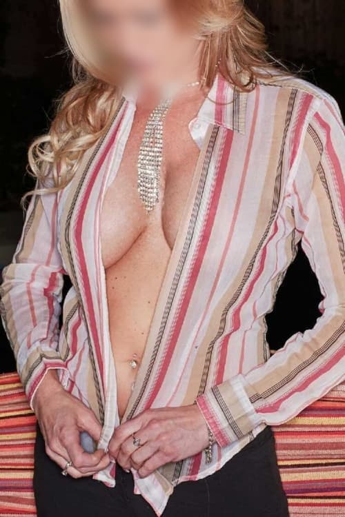 Escort Krissy - 888 Companions