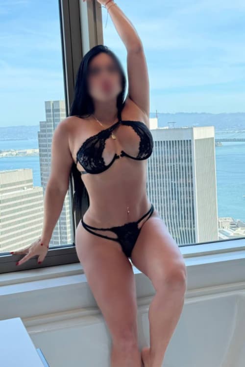 Escort Briana - 888 Companions