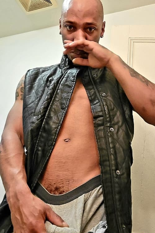 Escort Lew Rico - 888 Companions