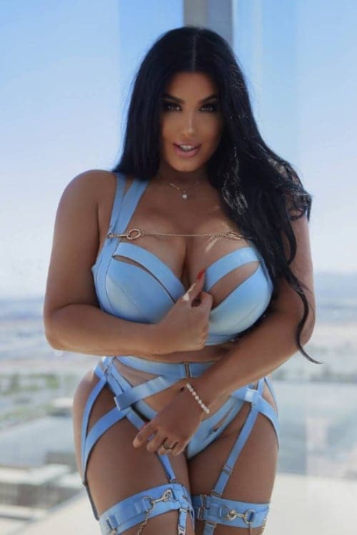 Escort Angelina Avery - 888 Companions