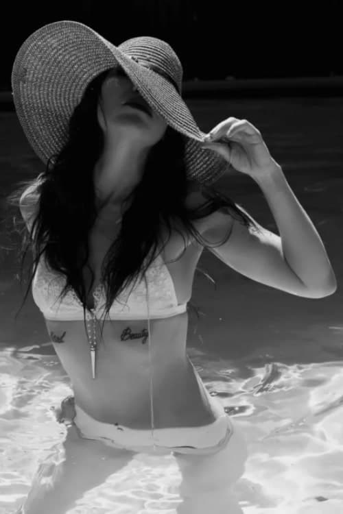 Escort Dreamgirl - 888 Companions
