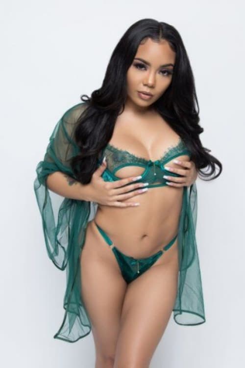 Escort Anna Lynn - 888 Companions