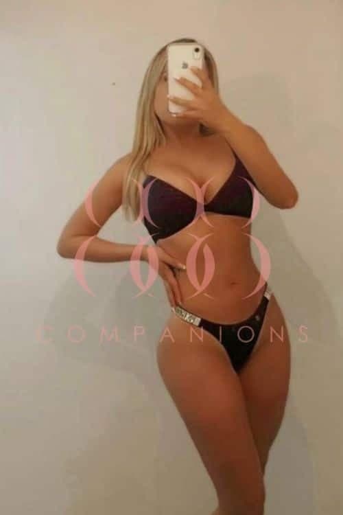 Escort Ariana Col - 888 Companions