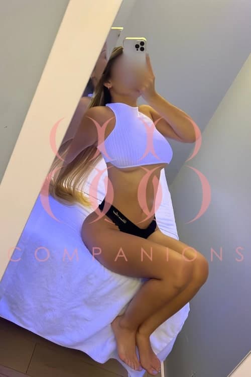 Escort Fresa - 888 Companions