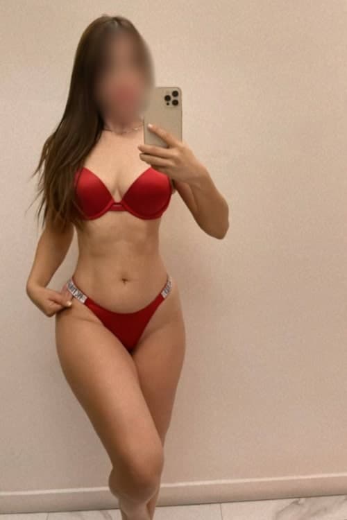 Escort Dayane - 888 Companions