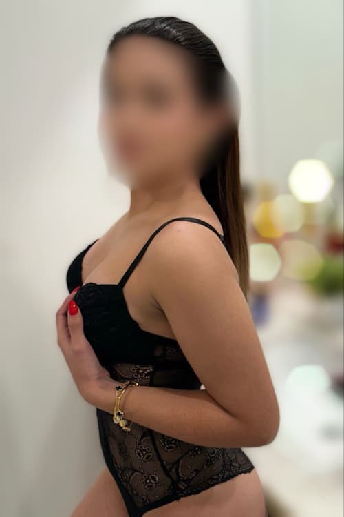 Escort Anahi - 888 Companions